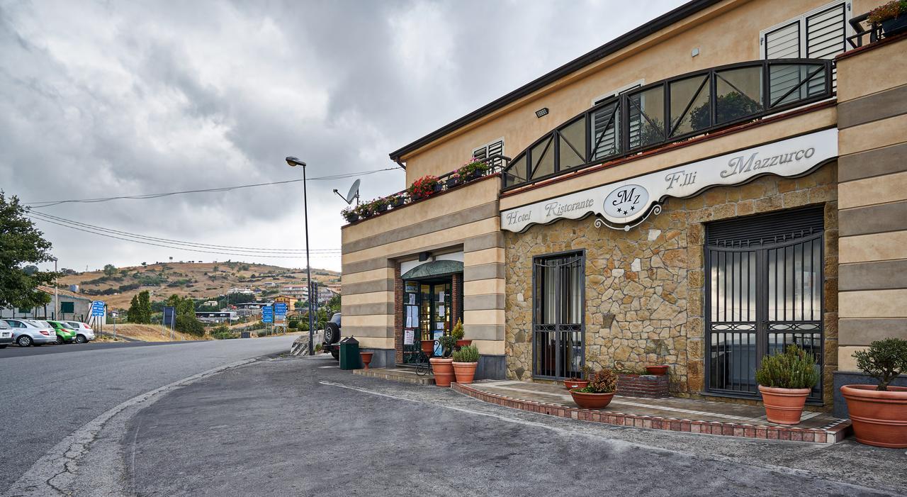 Hotel Mazzurco Cesaro ภายนอก รูปภาพ