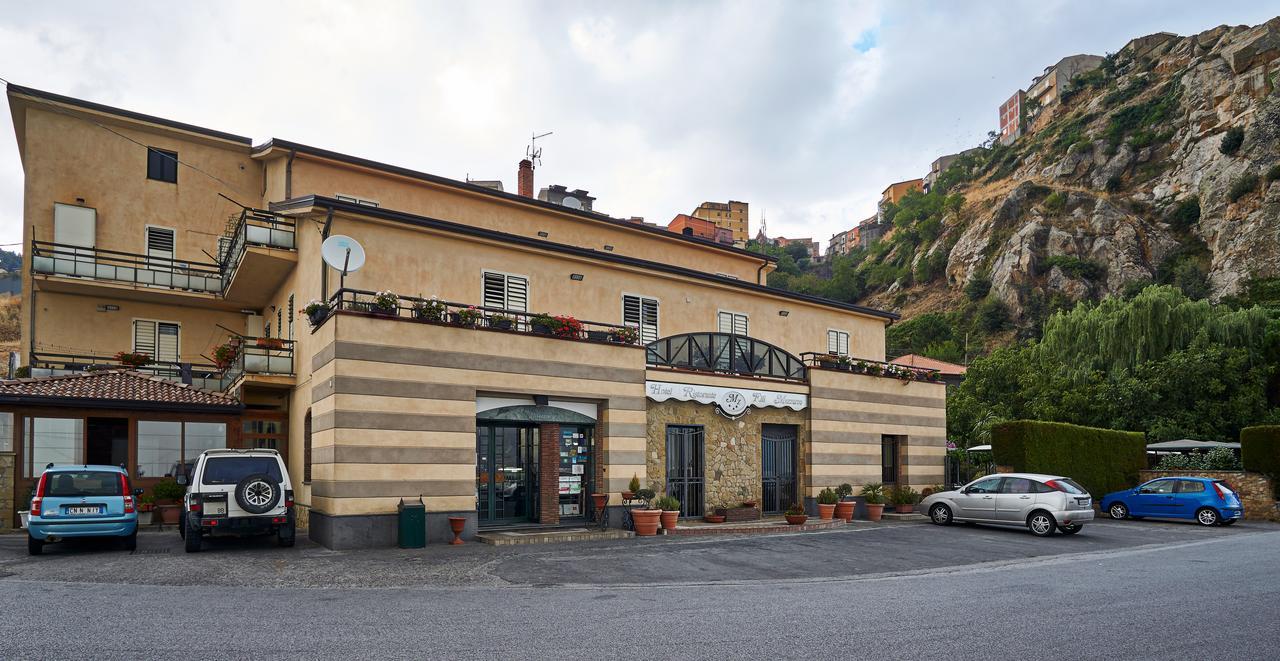 Hotel Mazzurco Cesaro ภายนอก รูปภาพ